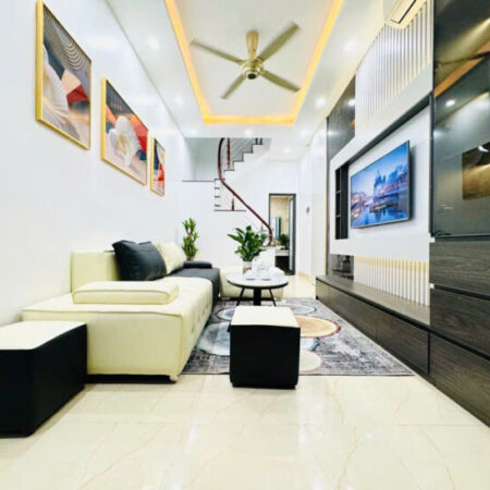 Bán nhà Khương Trung 32m x 5Tầng Hai thoáng trước sau – Tặng full nội thất