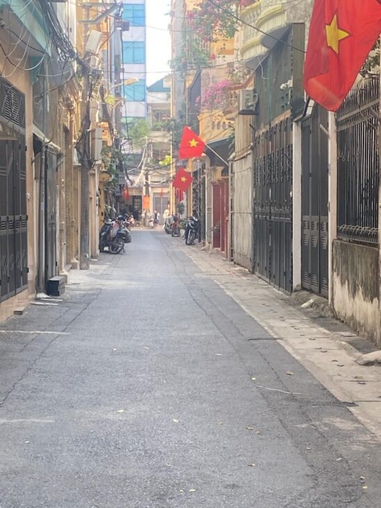 KHU PHÂN LÔ QUÂN ĐỘI HOÀNG VĂN THÁI 50M2 X 4 TẦNG – GIÁ 13 TỶ