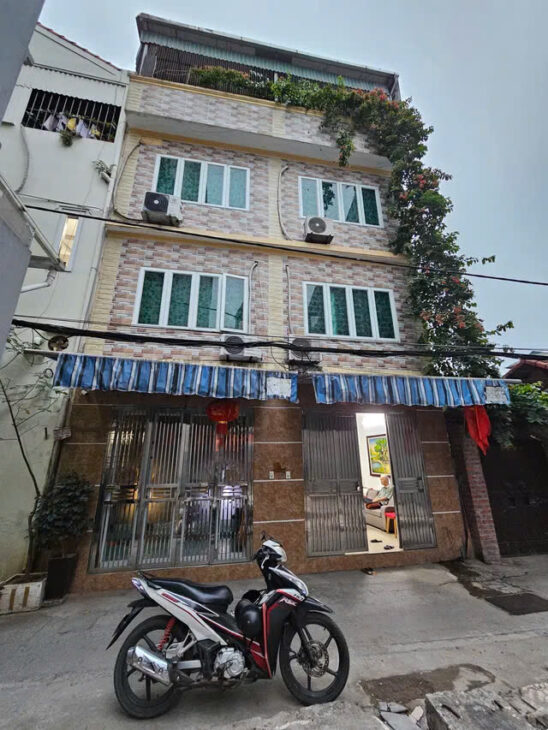 NHÀ ĐẸP- PHÂN LÔ PHỐ NGỌC THỤY, 45M2,4 TẦNG, MT 7M, 9 TỶ.LONG BIÊN.