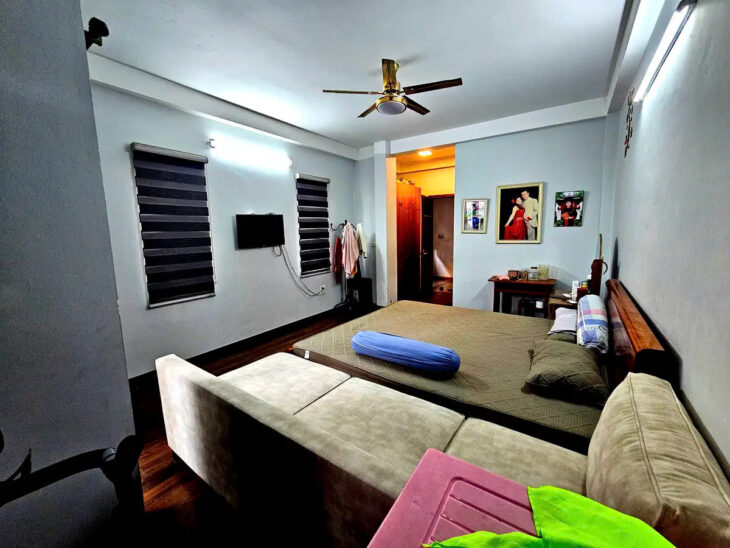 NHÀ ĐẸP- MẶT NGÕ THÔNG, LÔ GÓC PHỐ NGỌC THỤY- LONG BIÊN, 40M2,5 TẦNG, 7.7 TỶ.