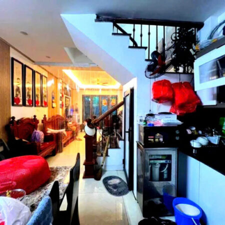 BÁN NHÀ RIÊNG PHỐ NGỌC THỤY- LONG BIÊN, 45M2,5 TẦNG,MT4M, 6.9 TỶ.