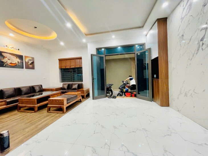 ???? CƠ HỘI SỞ HỮU NHÀ ĐẸP -#HỒNG TIẾN LONG BIÊN – NGÕ THÔNG FULL NỘI THẤT ,VỊ TRÍ ĐẮC ĐỊA -DIEN TÍCH