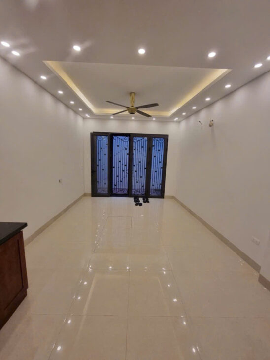 HƠN 7 TỶ CÓ NGAY NHÀ ĐẸP – NGỌC THUỴ – LONG BIÊN – 48M x 5 TÂNG LÔ GÓC – MẶT NGÕ – NGÕ THÔNG – Ô