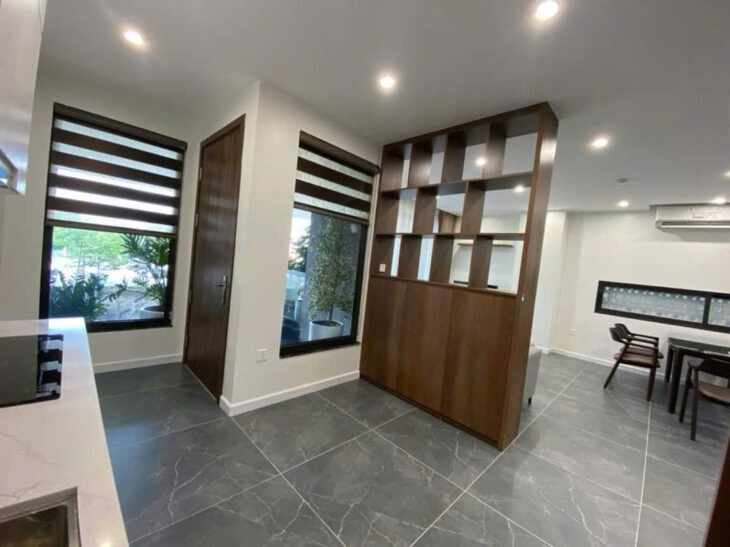BÁN NHÀ 7 TẦNG MẶT PHỐ NGHI TÀM 126m2 VIEW TRỌN HỒ TÂY