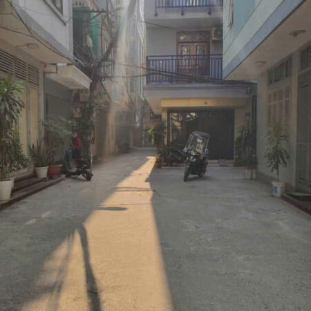 BÁN NHÀ NGÕ Ô TÔ LÁNG – 48M2 x 5T – MT 3.5M – 12.95 TỶ-GẦN PHỐ-THOÁNG SÁNG VÔ CÙNG