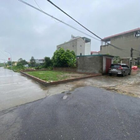 Bán đất tại Xuân Canh Đông Anh lô góc giãn dân120m đường bìa làng gần cầu Tứ Liên