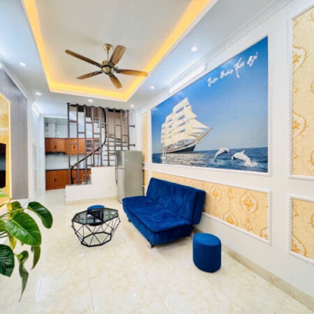 SIÊU VÍP NHÀ ĐẸP NGỌC THỤY -LONG BIÊN 2 THOÀNG TRƯỚC SAU FULL NỘI THẤT NGÕ NÔNG Ô TÔ ĐỖ CỔNG , DT