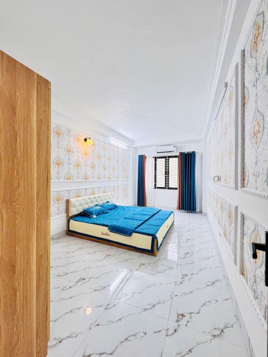 SIÊU VÍP NHÀ ĐẸP NGỌC THỤY -LONG BIÊN 2 THOÀNG TRƯỚC SAU FULL NỘI THẤT NGÕ NÔNG Ô TÔ ĐỖ CỔNG , DT