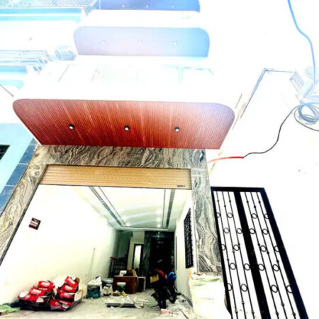 NHÀ MỚI- Ô TÔ ĐỖ CỬA PHỐ ĐÀM QUANG TRUNG- LONG BIÊN, 50M2,7 TẦNG, MT 4.5M, 9.9 TỶ.