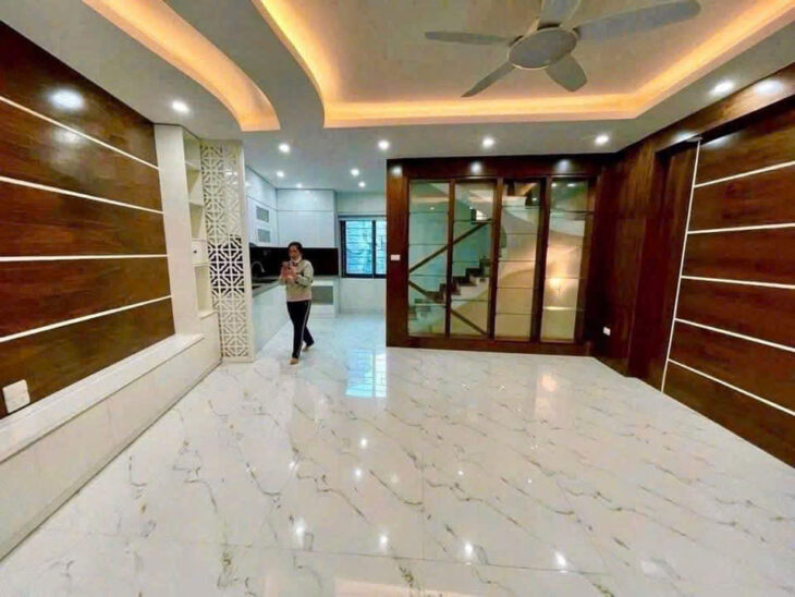 (Siêu Phẩm) Nhà đẹp 41m2 x 6T tại Xuân La – Ô tô vào nhà – Để ở hoặc Kinh doanh – Tin Thật 100%.