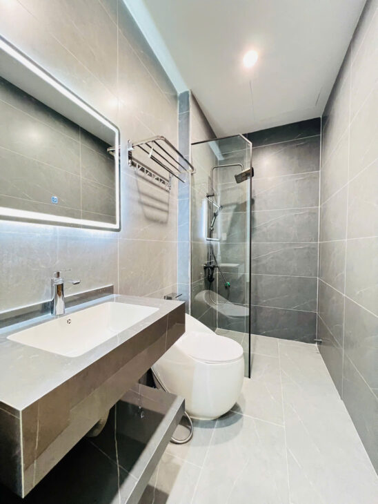 bán căn góc 4 tầng tuyển 2 hồ sen,nhà đẹp chất lượng,hiện đại,lê chân,hải phòng