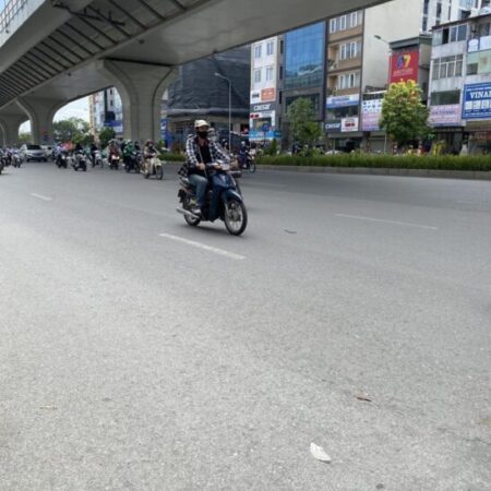 Nhà đẹp Hoàng Cầu, Đống Đa gara ô tô 43m2/48m2 T2 cao 4 tầng MT 4m giá 11.6 tỷ.