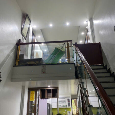 Bán nhà đất mặt phố Lê Đại Hành, diện tích 305m2 giá chỉ 18.5 tỷ