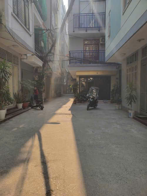 BÁN NHÀ LÁNG – ĐỐNG ĐA – 48M2 x 5T – 12.95 TỶ – NGÕ Ô TÔ ĐỖ CỬA – NHÀ ĐẸP Ở LUÔN