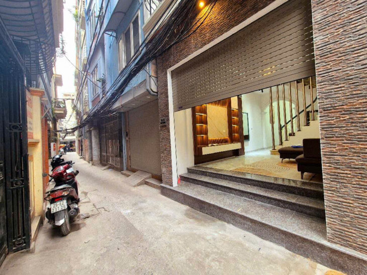 Bán nhà 4 tầng, 42m², ô tô đỗ cửa, ngõ thông kinh doanh, Quỳnh Lôi, Hai Bà Trưng – 8.5 tỷ