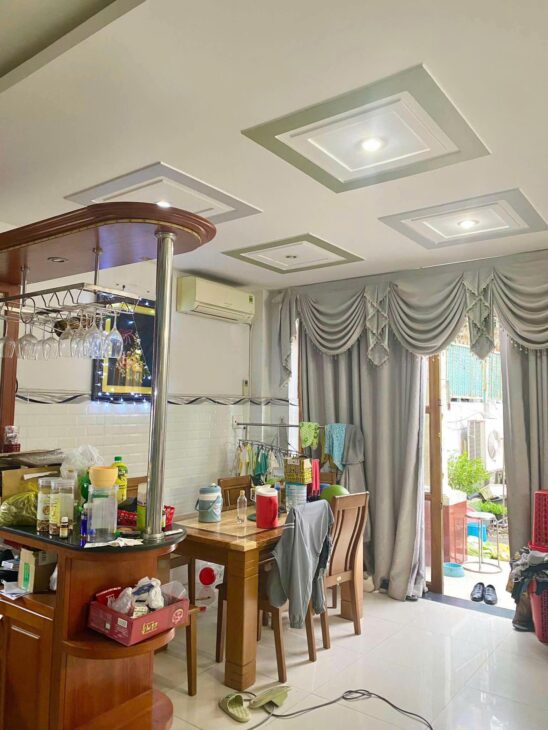 SAU LƯNG PHÚ MỸ HƯNG – BIỆT THỰ SÂN VƯỜN – 123M2 CÔNG NHẬN ĐỦ – NGANG HOÀNH TRÁNG 7.3M – 3 TẦNG –