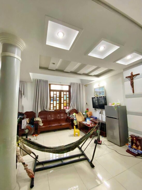 SAU LƯNG PHÚ MỸ HƯNG – BIỆT THỰ SÂN VƯỜN – 123M2 CÔNG NHẬN ĐỦ – NGANG HOÀNH TRÁNG 7.3M – 3 TẦNG –