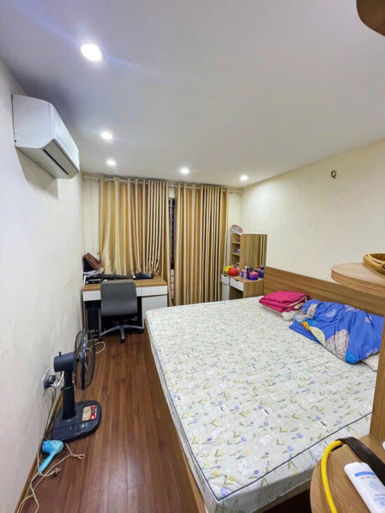 CẦN B.Á.N NHANH – NHÀ ĐẸP TRUNG TÂM LONG BIÊN – HƠN 5 T.Ỷ, NHÀ 5 TẦNG – Ô TÔ TRÁNH 30M – THOÁNG