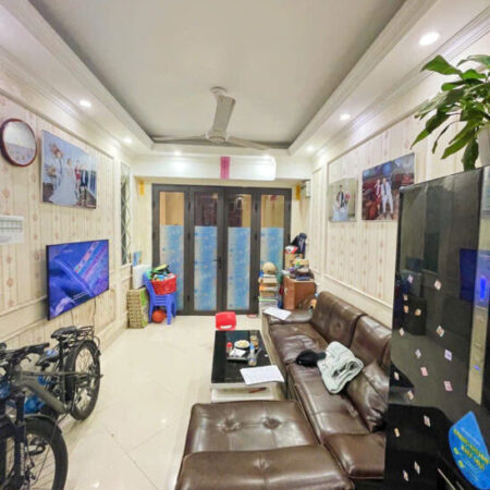 CẦN B.Á.N NHANH – NHÀ ĐẸP TRUNG TÂM LONG BIÊN – HƠN 5 T.Ỷ, NHÀ 5 TẦNG – Ô TÔ TRÁNH 30M – THOÁNG
