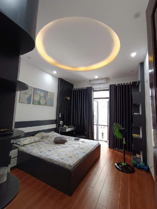 BÁN TÔ HIỆU HÀ ĐÔNG – CẠNH CHI CỤC THUẾ HÀ ĐÔNG. DT X 55M2 X 4 TẦNG. KINH DOANH MỌI MẶT HÀNG. Ô