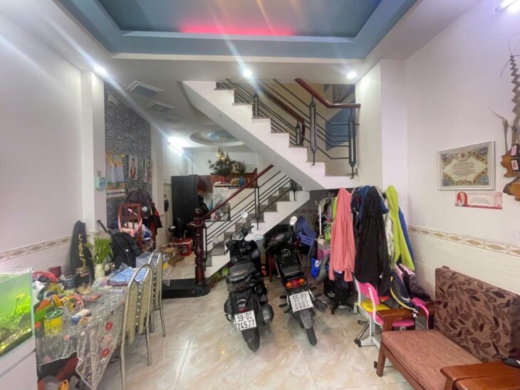 NHÀ HẺM Ô TÔ – ???? NGỦ TRONG NHÀ- 40M2 4 TẦNG – BÌNH TÂN – GIÁ CHỈ 5.x TỶ