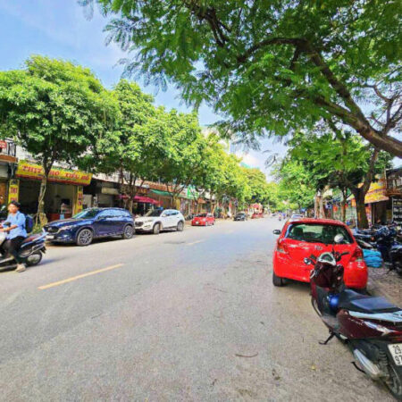 CẦN B.Á.N GẤP – GIẢM SÂU – NHÀ MỚI KOONG – PHỐ TRẠM LONG BIÊN, 45 M², 4 TẦNG, 6.55 TỶ (VẪN TL), NGÕ