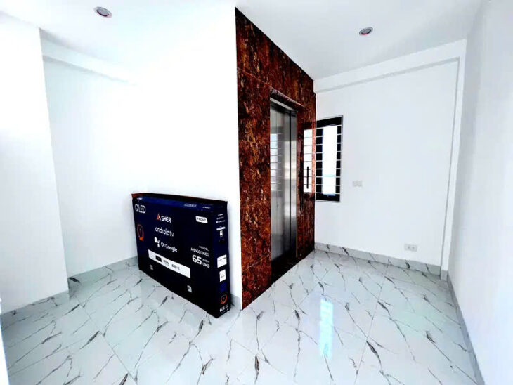 Bán Gấp Nhà Riêng Yên Hòa, Cầu Giấy, 7 Tầng Thang Máy, Ô tô Tránh 30m, 41m2, Căn Góc, Giá 9 Tỷ