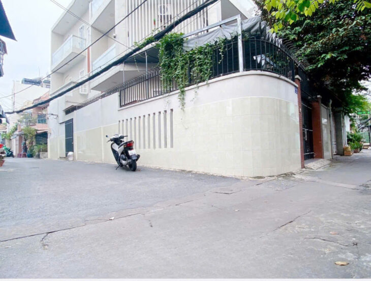 BÁN NHÀ QUANG TRUNG GÒ VẤP, 80M2, HXH, LÔ GÓC, NGANG SIÊU HIẾM GẦN 5M, NHỈNH 5 TỶ