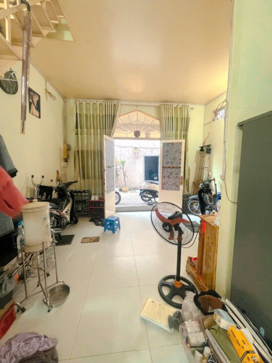 Bán nhà khu HimLam quận 7, hẻm 4m, ở ngay , 4,2m x 6m.