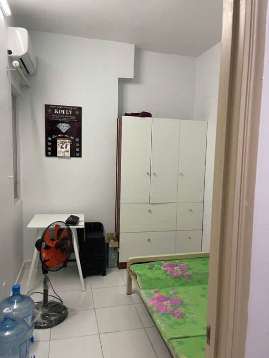 Bán chung cư Bình Chánh, 2PN DT 55m2 Có nội thất đẹp giá 1 tỷ. bao toàn bộ chi phí