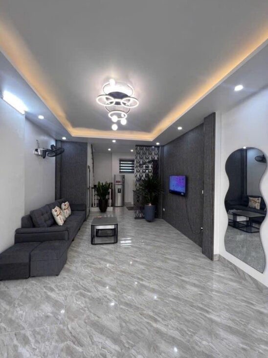 Bán nhà gần Hồ Văn Quán-Hà Đông, DT 35m2 x 5T , MT 5m, ngõ thông. Giá 6.95 tỷ