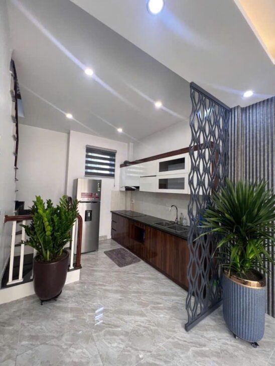 Bán nhà gần Hồ Văn Quán-Hà Đông, DT 35m2 x 5T , MT 5m, ngõ thông. Giá 6.95 tỷ