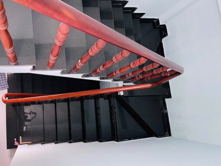 HÀNG HIẾM LINH ĐÔNG, HXH, THỦ Đức, DT 56m2 x 4 tầng kiêng cố, ở ngay, chỉ 4 tỷ hơn.