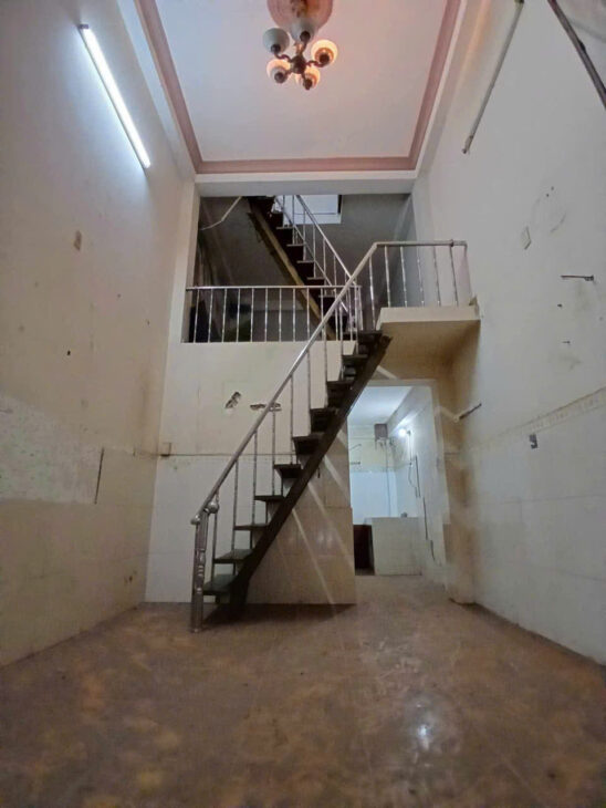 BÁN GẤP CĂN NHÀ MẶT TIỀN 3 TẦNG BTCT LÊ THỊ NHO, PHƯỜNG TRUNG MỸ TÂY, Q12, TP HCM.