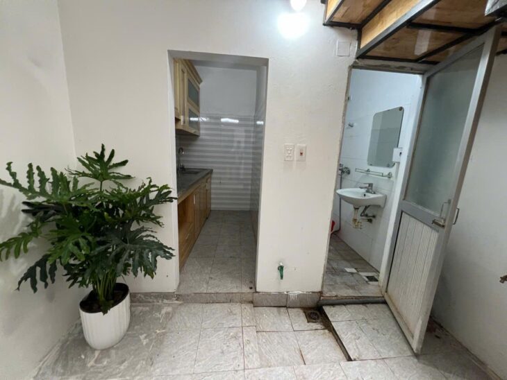 Bán nhà phố Lương Văn Can-Hà Đông, DT 42m x 2T, MT 3m, nhà phân lô vuông. Giá 7.3 tỷ