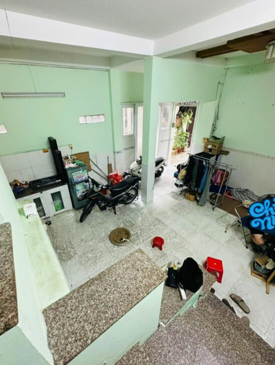 Nhà đep ở ngay, DT 48m2 ( 4.5 x 10 ) x 2 tầng, Hiệp Bình Chánh, Thủ Đức, giá chỉ 3.4 tỷ.