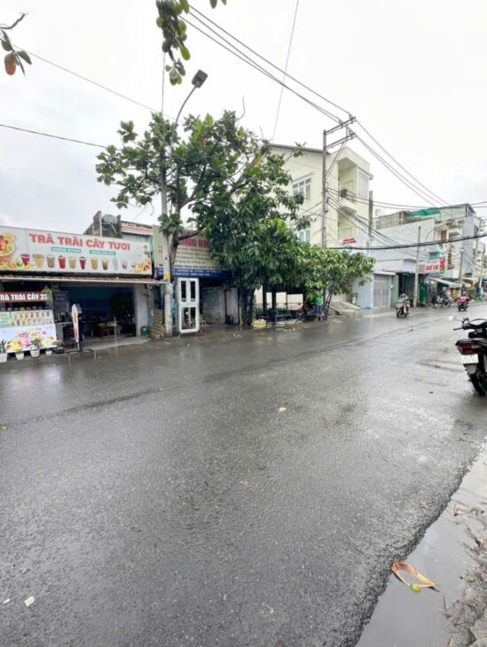 Nhà đep ở ngay, DT 48m2 ( 4.5 x 10 ) x 2 tầng, Hiệp Bình Chánh, Thủ Đức, giá chỉ 3.4 tỷ.