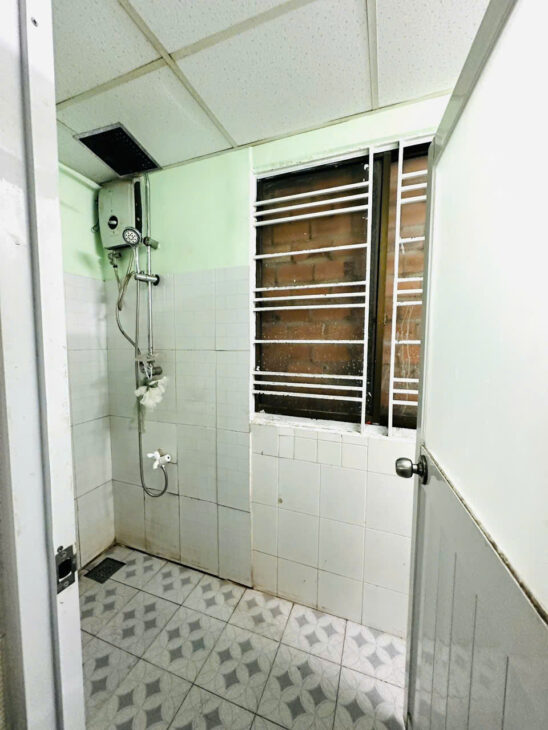 Nhà Mới Về, DT 49m2 ( 4.7 x 10 ) x 2 tầng, Hiệp Bình Chánh, Thủ Đức, giá chỉ 3.45 tỷ