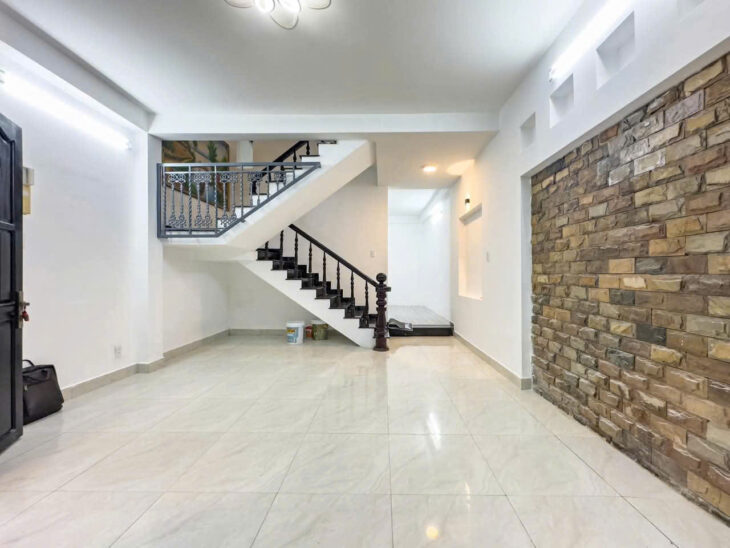 NHÀ MỚI- HXH KINH DOANH- QUANG TRUNG P11 – NGANG GẦN 5M- 4 TẦNG – NHỈNH 6 TỶ.