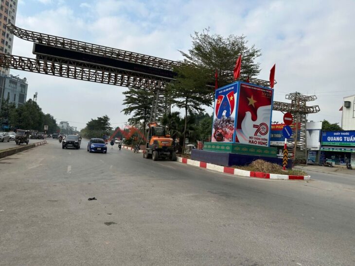 SIÊU PHẨM BÁN NHÀ LIỀN KỀ LỘC NINH-TT CHÚC SƠN-CHƯƠNG MỸ D/T:67,5M