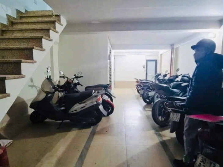 BÁN NHÀ MẶT PHỐ HUỲNH THÚC KHÁNG