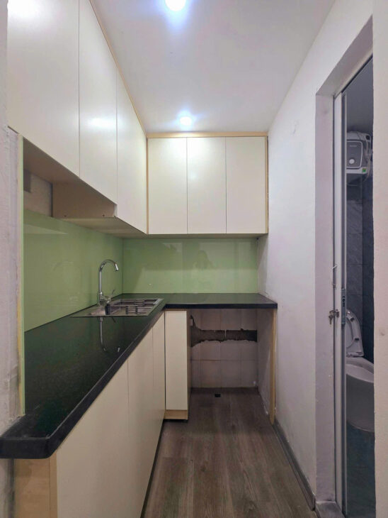 Chính chủ gửi bán tập thể tầng 3 Phương Mai, Đống Đa, 2 ngủ khép kín, nhà đẹp gần phố