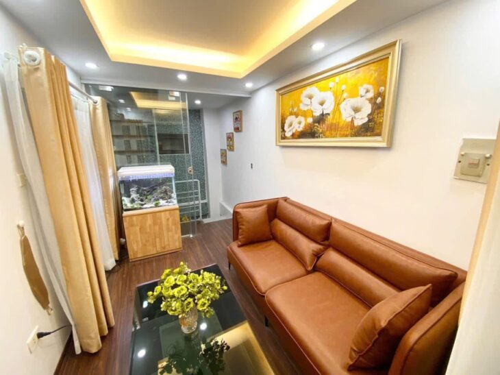 Nhà hiếm nhanh tay Hoàng Quốc Việt giá chỉ 2.99 tỷ. `