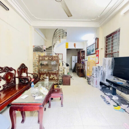 Bán nhà 4 tầng, 44m², 5 phòng, Nguyễn Khoái, 5.35 tỷ, sổ đỏ
