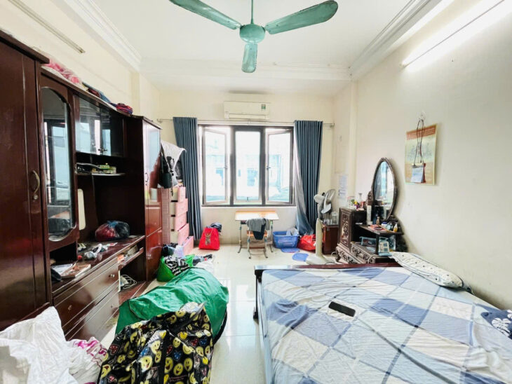 Bán nhà 4 tầng, 44m², 5 phòng, Nguyễn Khoái, 5.35 tỷ, sổ đỏ