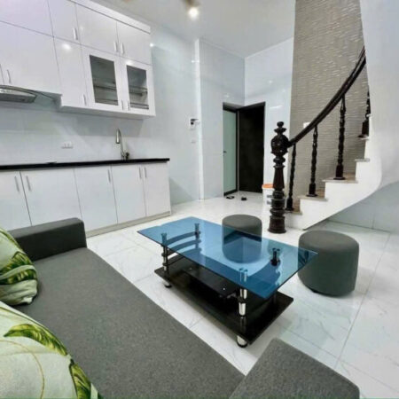 Bán nhà 18m2, 3 tầng, 3 phòng, full nội thất, Lương Yên, Hai Bà Trưng – 3.3 tỷ