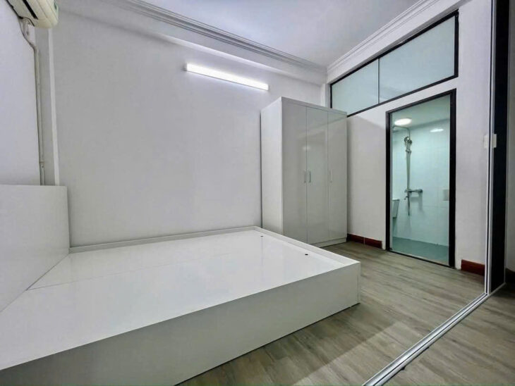 Bán nhà 18m2, 3 tầng, 3 phòng, full nội thất, Lương Yên, Hai Bà Trưng – 3.3 tỷ