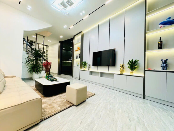 NHÀ PHỐ NGỌC KHÁNH – 45M2 X 4 TẦNG – 8.2 TỶ – Ô TÔ CÁCH 100M KINH DOANH ONLINE SIÊU ĐỈNH