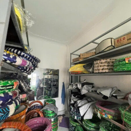 NHÀ ĐẸP Ở NGAY NGUYỄN KHANG – 40M2 x 3 TẦNG – 6.6 TỶ – Ô TÔ GẦN