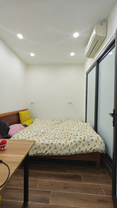Chính chủ gửi bán tập thể tầng 1 Hồ Đắc Di, thiết kế 2 ngủ 2 vệ sinh, tiện ích đầy đủ, dân trí cao